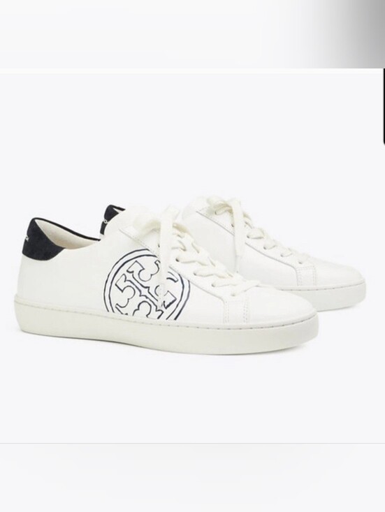 Tory Burch Shoes - 💖Tory Burch White Leather Logo Low-Top Sneaker size 7 💖